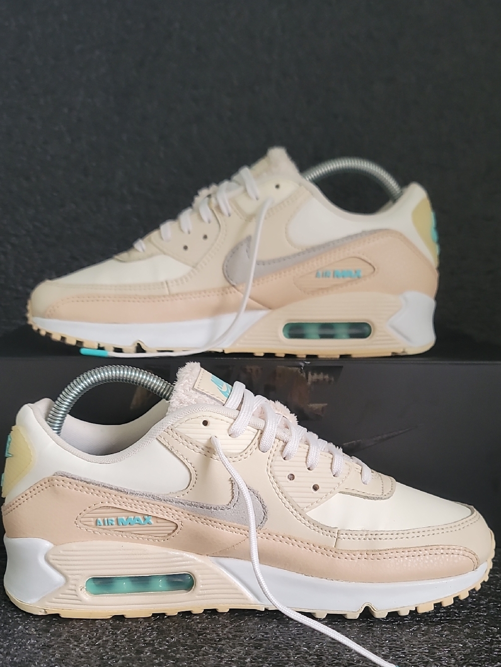 Nike Wmns Air Max 90 Se 'Mama' "Teal/Cream/Tan" Wmns 9 Fast Shipper. - Picture 3 of 15